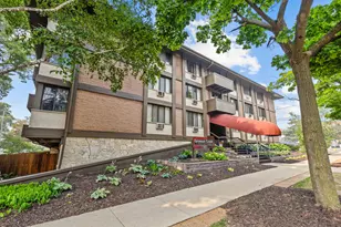 2025 E Greenwich Ave, Milwaukee, WI 53211 - Photo 1