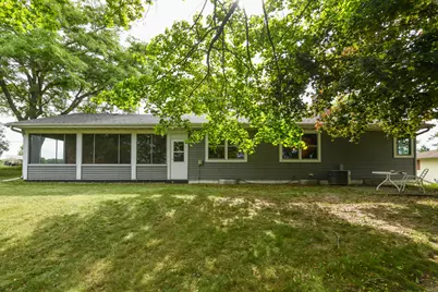 147  Hilldale Dr, Hartford, WI 53027 - Photo 27