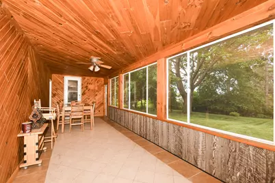 147  Hilldale Dr, Hartford, WI 53027 - Photo 21