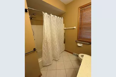12400 N River Rd, Mequon, WI 53092 - Photo 13