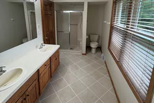 12400 N River Rd, Mequon, WI 53092 - Photo 17
