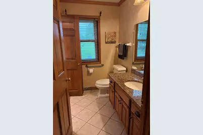 12400 N River Rd, Mequon, WI 53092 - Photo 9