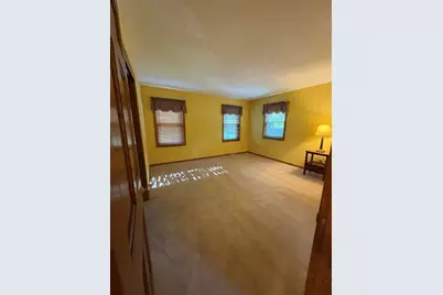 12400 N River Rd, Mequon, WI 53092 - Photo 15