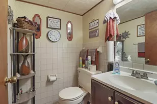629 North St, Racine, WI 53402 - Photo 11