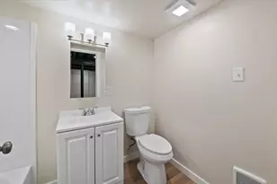 2030 S 77th St, West Allis, WI 53219 - Photo 37