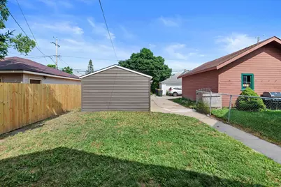 2030 S 77th St, West Allis, WI 53219 - Photo 43