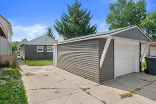 2030 S 77th St, West Allis, WI 53219 - Photo 41