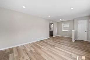 2030 S 77th St, West Allis, WI 53219 - Photo 19
