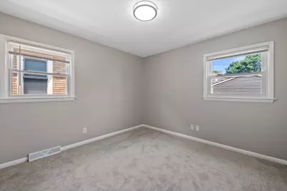 2030 S 77th St, West Allis, WI 53219 - Photo 27