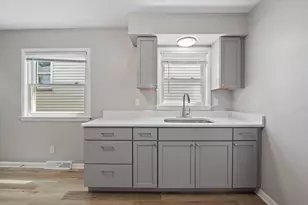 2030 S 77th St, West Allis, WI 53219 - Photo 21