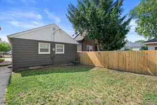 2030 S 77th St, West Allis, WI 53219 - Photo 41