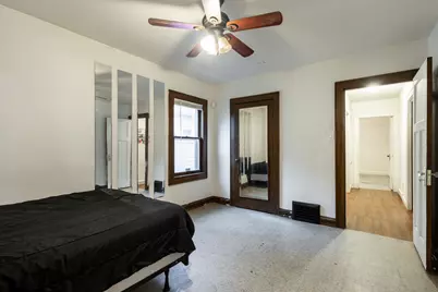 5527 N 38th St, Milwaukee, WI 53209 - Photo 9