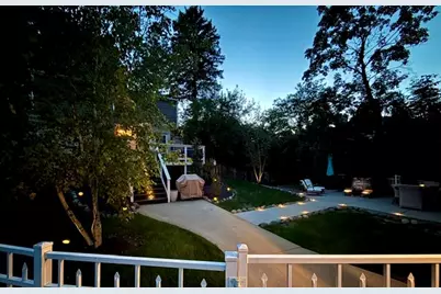 700  Elm Grove Rd, Elm Grove, WI 53122 - Photo 25