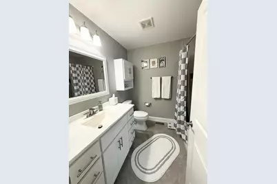 700  Elm Grove Rd, Elm Grove, WI 53122 - Photo 11