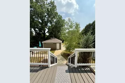 700  Elm Grove Rd, Elm Grove, WI 53122 - Photo 29