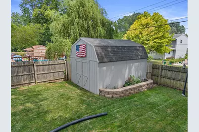 720 S 124th St, West Allis, WI 53214 - Photo 35