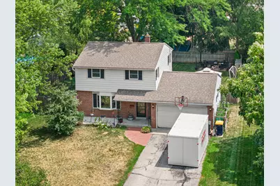 720 S 124th St, West Allis, WI 53214 - Photo 31