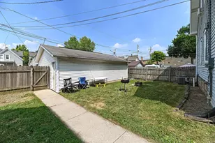 1567 S 71st St, West Allis, WI 53214 - Photo 35