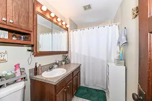 1567 S 71st St, West Allis, WI 53214 - Photo 33