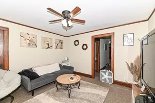 1567 S 71st St, West Allis, WI 53214 - Photo 25
