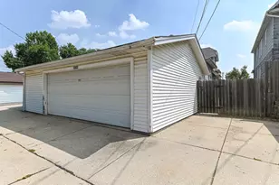 1567 S 71st St, West Allis, WI 53214 - Photo 39