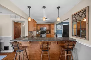 4300 Raymir Pl, Wauwatosa, WI 53222 - Photo 5