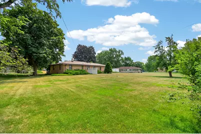 3915  Brook Ln, Brookfield, WI 53005 - Photo 31