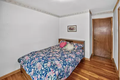 3915  Brook Ln, Brookfield, WI 53005 - Photo 13