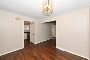 8030 N 94th St, Milwaukee, WI 53224 - Photo 9