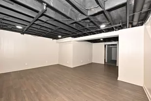 8030 N 94th St, Milwaukee, WI 53224 - Photo 23