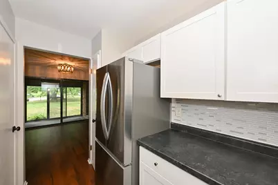 8030 N 94th St, Milwaukee, WI 53224 - Photo 15