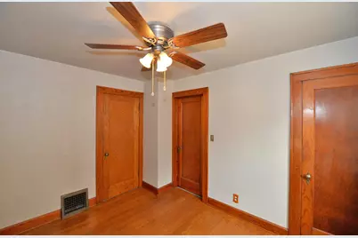 2906  Green St, Racine, WI 53402 - Photo 19