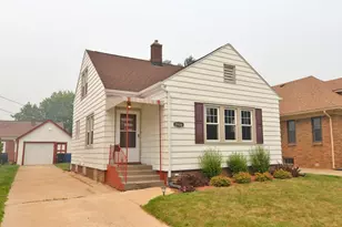 2906 Green St, Racine, WI 53402 - Photo 1