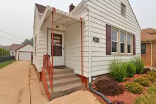 2906 Green St, Racine, WI 53402 - Photo 3