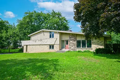 W154N8105  Elm Ln, Menomonee Falls, WI 53051 - Photo 1