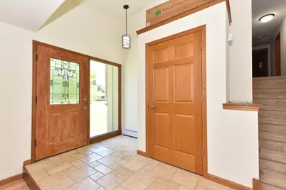 W154N8105  Elm Ln, Menomonee Falls, WI 53051 - Photo 3