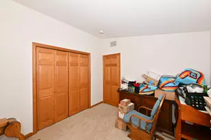 W154N8105 Elm Ln, Menomonee Falls, WI 53051 - Photo 19