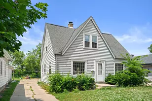 5437 N Bethmaur Ln, Glendale, WI 53209 - Photo 21