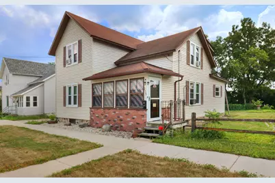 213 E Centralia St, Elkhorn, WI 53121 - Photo 5