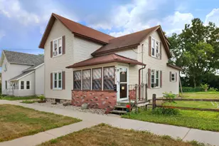 213 E Centralia St, Elkhorn, WI 53121 - Photo 5