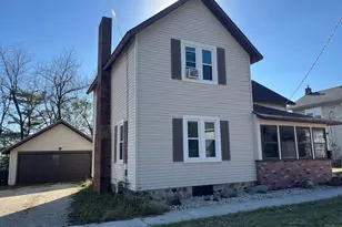 213 E Centralia St, Elkhorn, WI 53121 - Photo 1