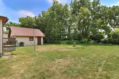 213 E Centralia St, Elkhorn, WI 53121 - Photo 7
