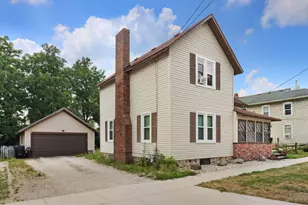 213 E Centralia St, Elkhorn, WI 53121 - Photo 1