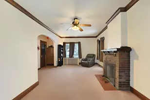 213 E Centralia St, Elkhorn, WI 53121 - Photo 9