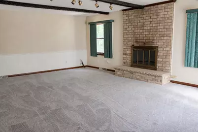 8362 N 49th St, Brown Deer, WI 53223 - Photo 5