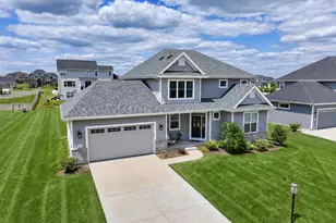 8829 S Shady Leaf Ln, Franklin, WI 53132 - Photo 1