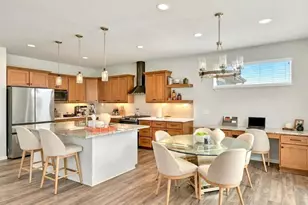 8829 S Shady Leaf Ln, Franklin, WI 53132 - Photo 3