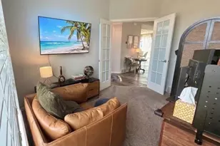 8829 S Shady Leaf Ln, Franklin, WI 53132 - Photo 11
