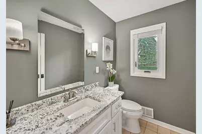 11115 N Wyngate Trce, Mequon, WI 53092 - Photo 11