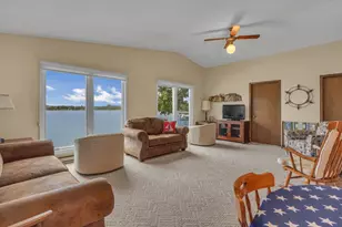 10626 Sunny Vista Ln, Schleswig, WI 53042 - Photo 9